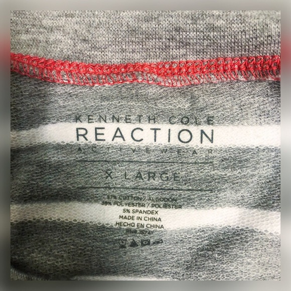 Kenneth Cole Reaction Activewear Sweater - Picture 3 of 3